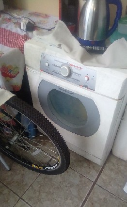 Vendo secadora de chão brastemp